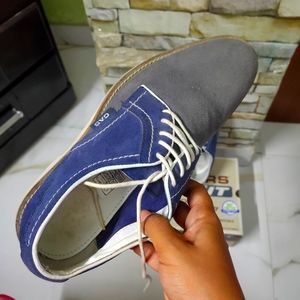 GAS brand, Blue and Tan shade Boat Shoes, Size 8